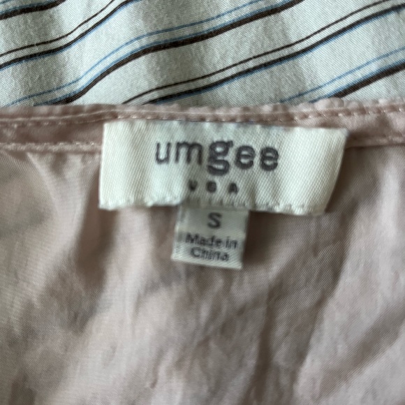 Silky Peach Peplum Blouse - Picture 3 of 4